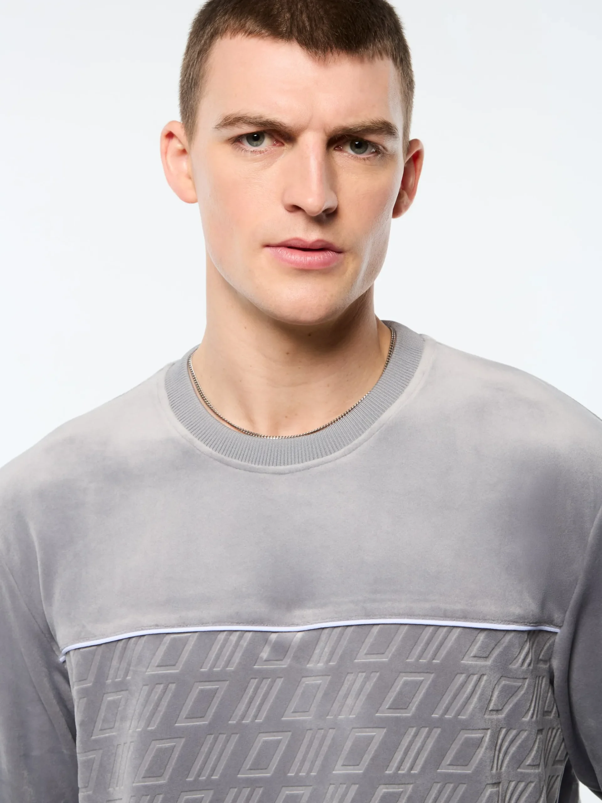 Bandiera Debossed Velour Crewneck-Sleet