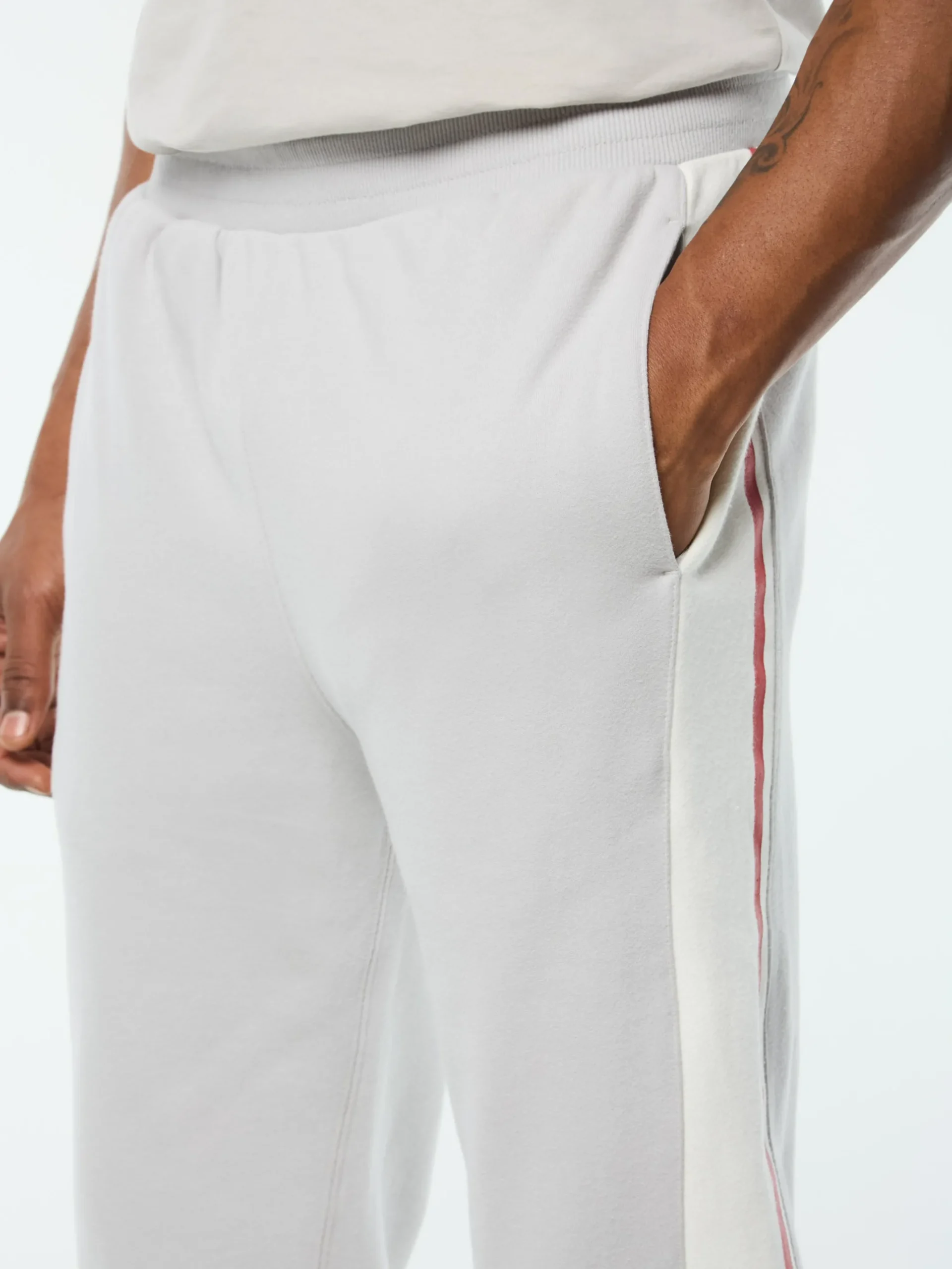 Cursivo Track Pant- Quiet Grey