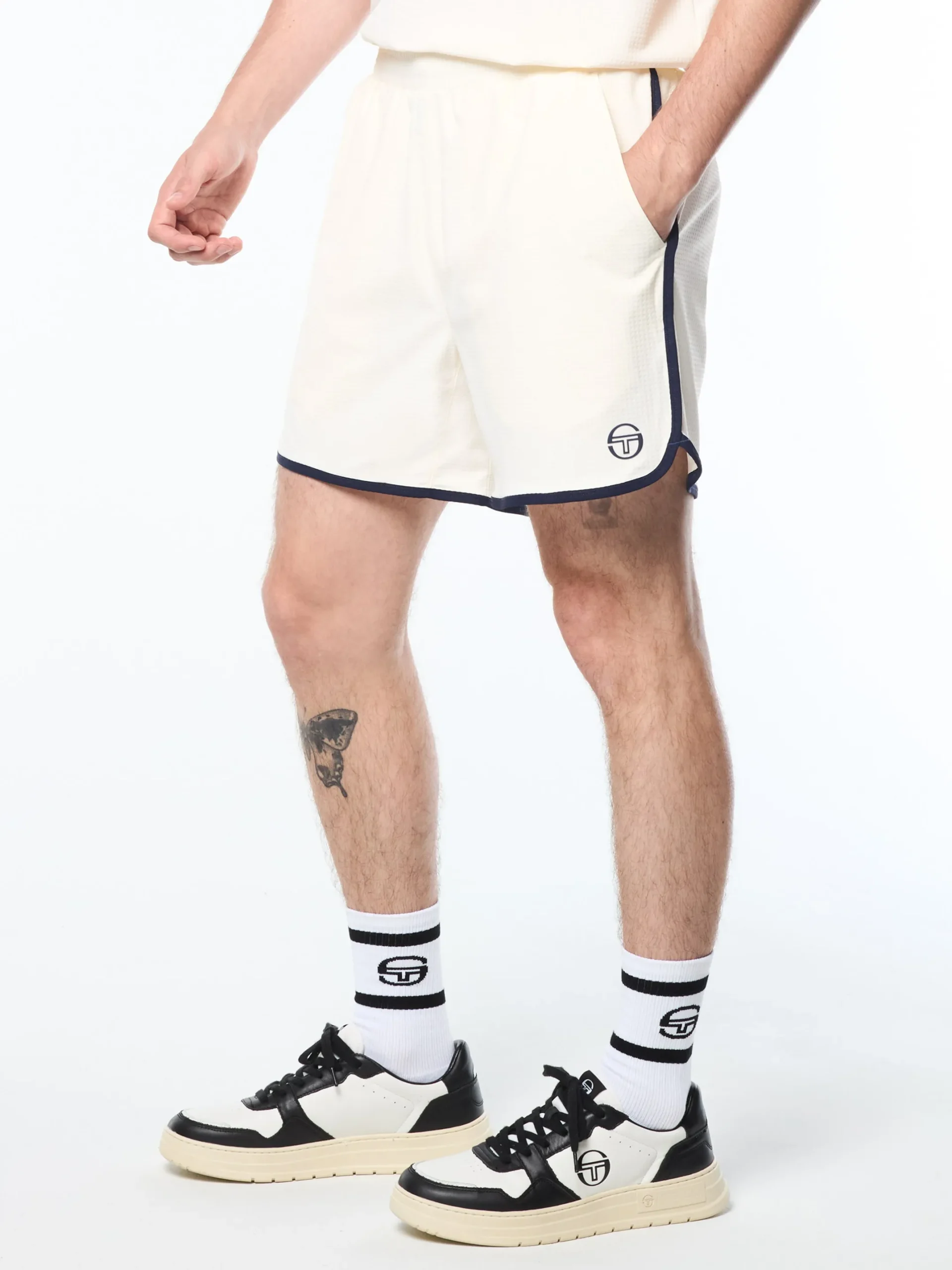 Grata Active Short- Gardenia