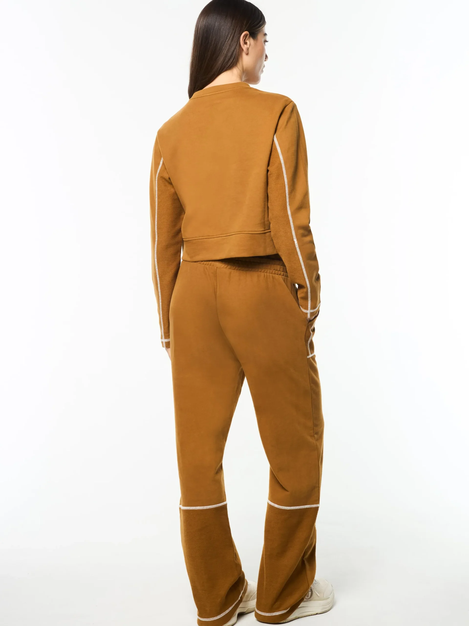 Greta Crewneck- Bronze Brown