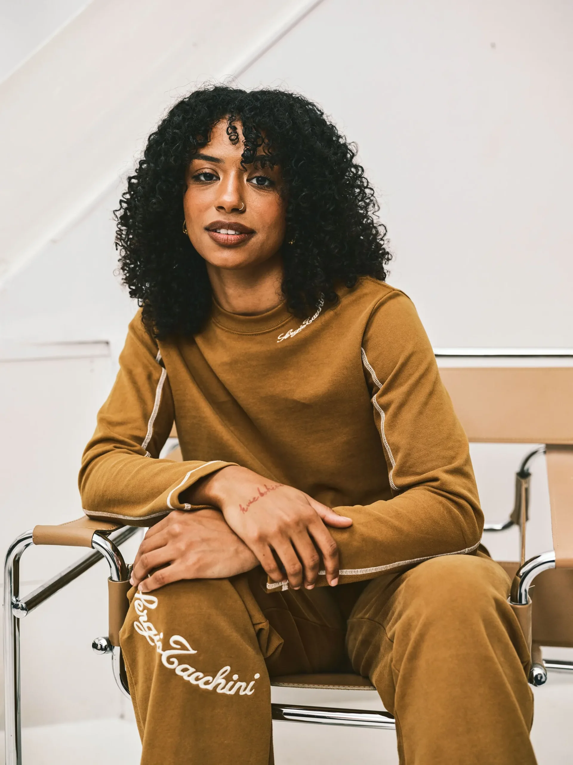 Greta Crewneck- Bronze Brown