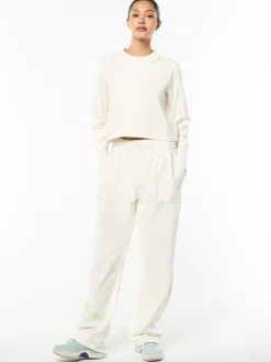 Greta Crewneck- Gardenia