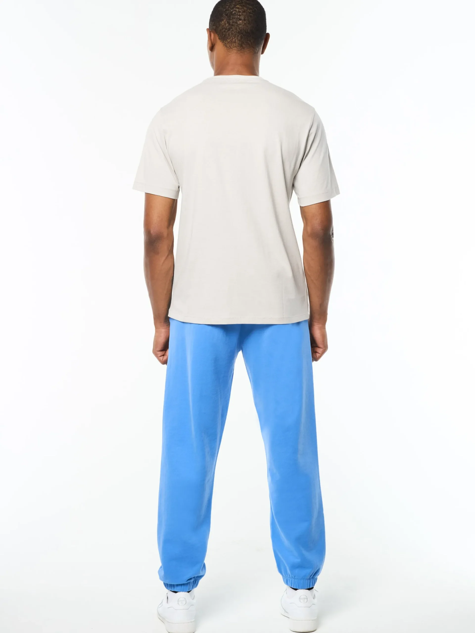 Vincere T-Shirt- Quiet Grey