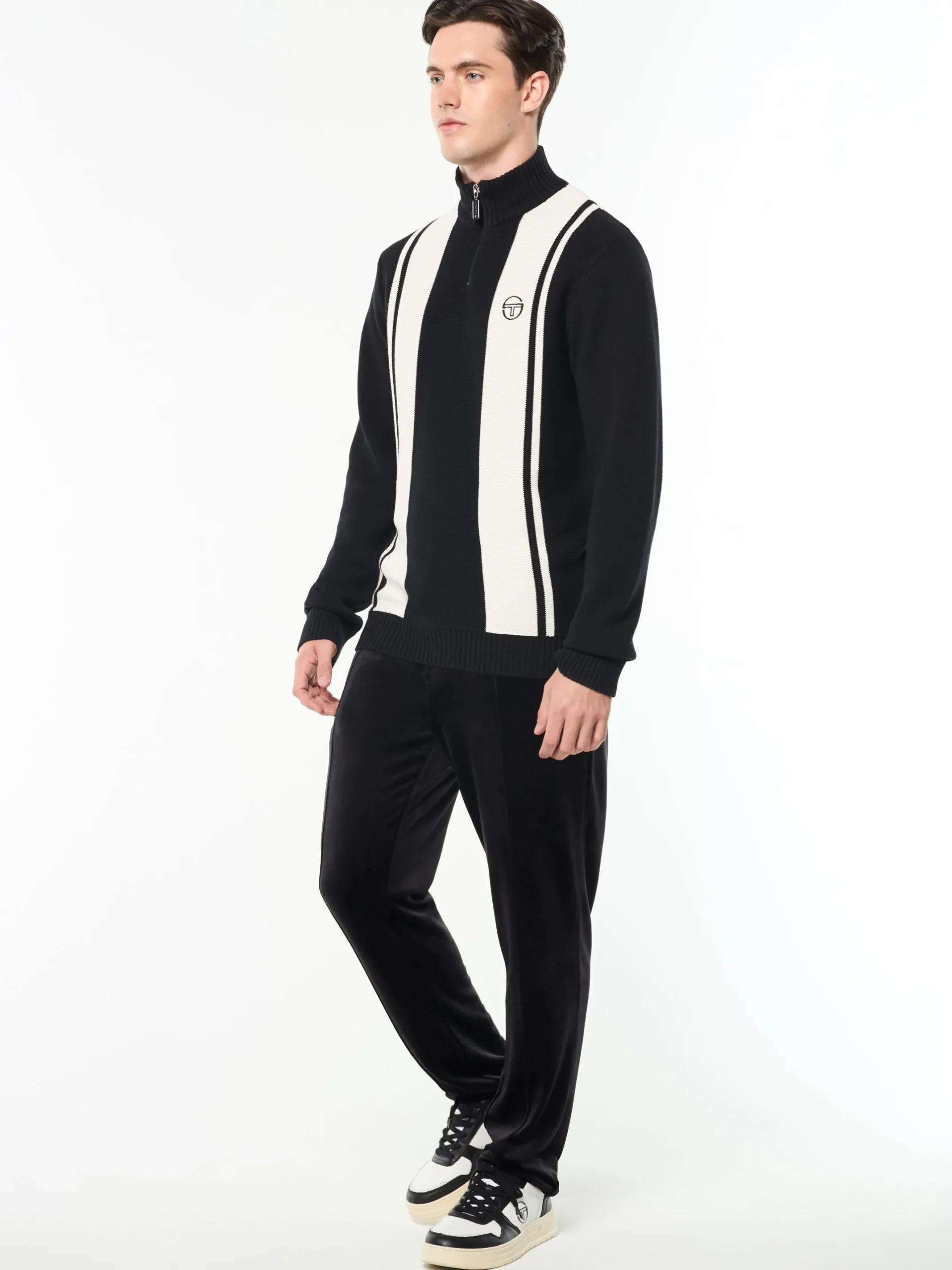 Young Line Knit Polo- Black/ Gardenia